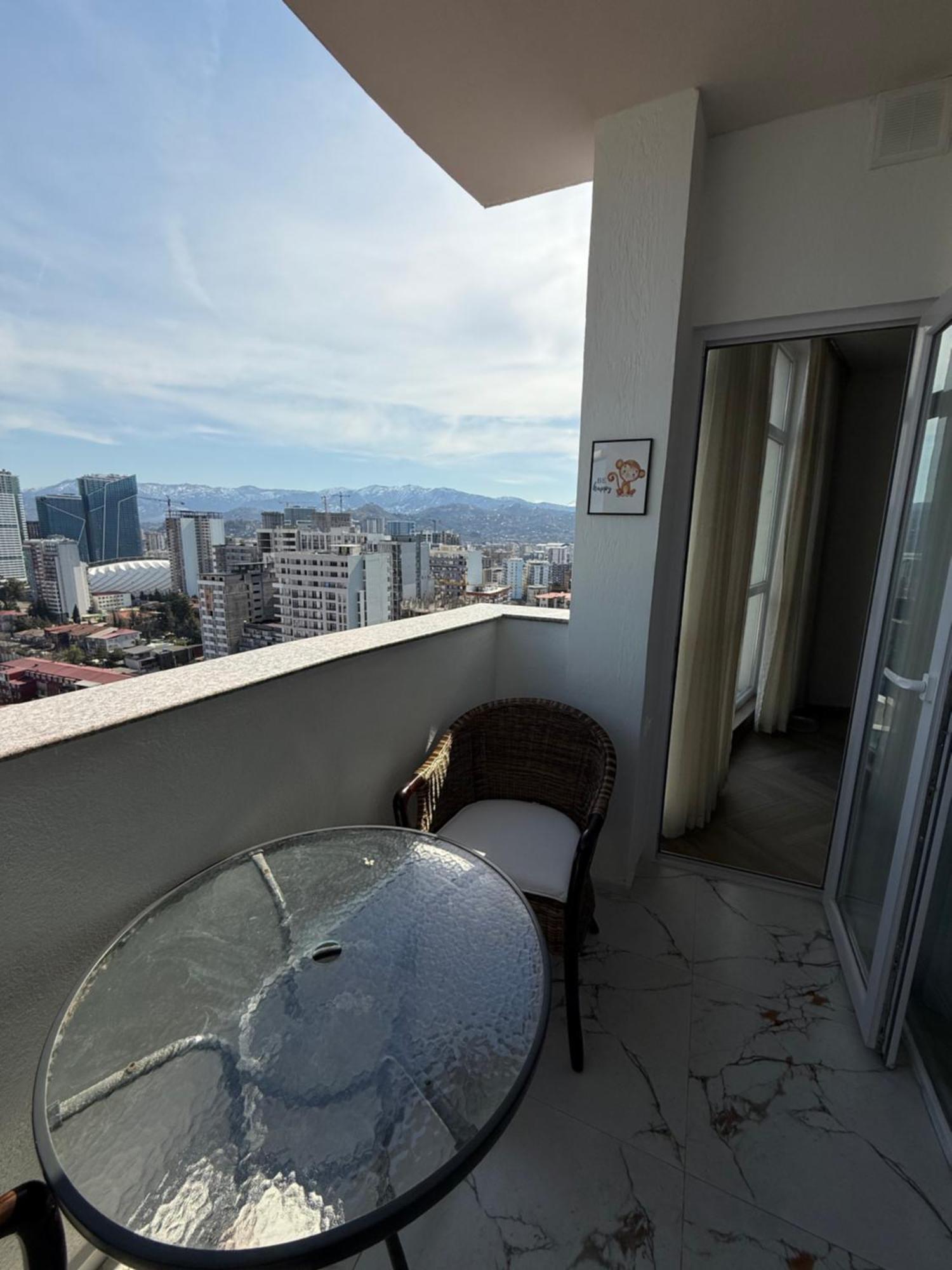 Tamuna'S Cozy Apartment Batumi Exteriör bild